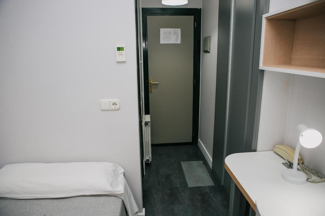ברצלונה Residencia Universitaria Tagaste מראה חיצוני תמונה